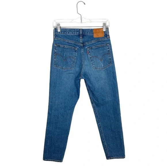 Levi’s Wedgie Icon Distressed High Waisted Jeans - Picture 3 of 8